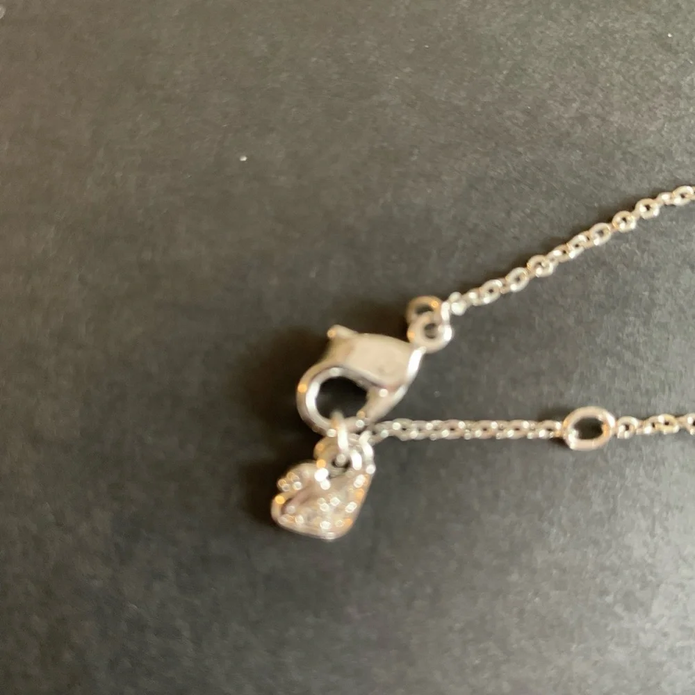 Swarovski necklace and earrings. - Picture 6 of 9